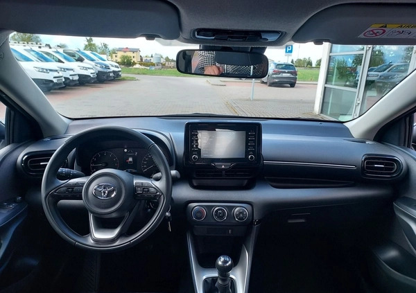 Toyota Yaris cena 72900 przebieg: 12000, rok produkcji 2023 z Lublin małe 211